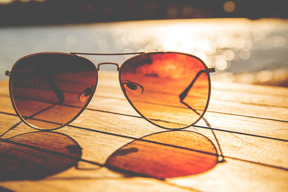 5 myths about sunglasses debunked